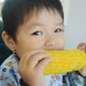 Meet your Posher, Gloria